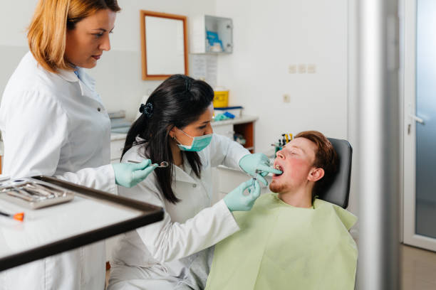  East Flat Rock, NC Emergency Dentist Pros